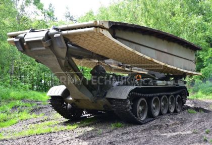 Brückenlegepanzer BLG-55A