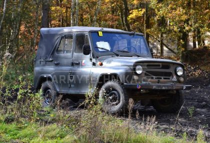 Persönlicher Geländewagen UAZ 469