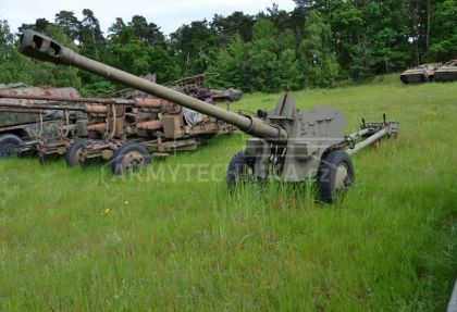 Panzerabwehrkanone 85 D-44M