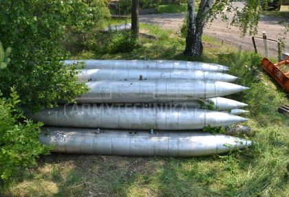Kraftstofftank 800 l ( SU-17 / 20 / 22 )