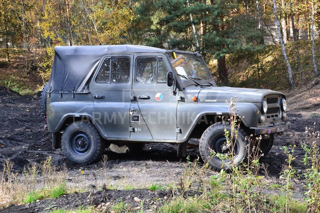 UAZ 469, Abdeckplane zum Abdecken des hinteren Heckteils, Plane