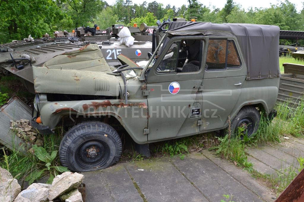 UAZ-469 Persönlicher Geländewagen für Ersatzteile